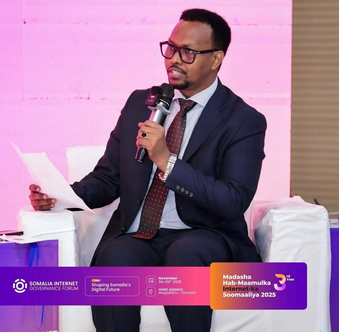 Aweys Hassan Mohamed speaking and training